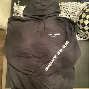 DeuxMoi Large Latest Country Mart Hooded Sweatshirt